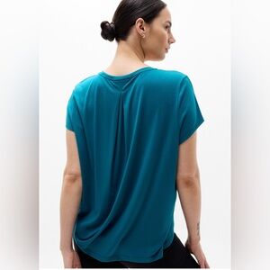 NWT ATHLETA XL Ease In Tee Shirt coastal teal Relaxed Fit Short Sleeve